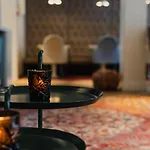 Hotel Jl No76 4*
