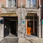 Jl No76 Hotel 4*