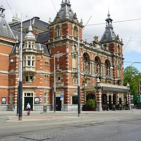 Hotel Jl No76